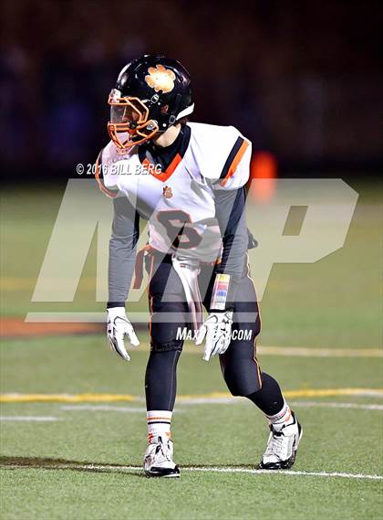 Thumbnail 2 in  Ridgefield @ Shelton (CIAC Class LL Semifinal) photogallery.