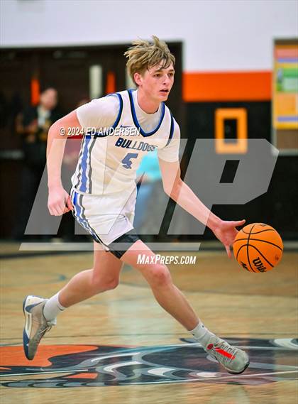 Thumbnail 1 in Smith Valley vs. Pyramid Lake (NIAA 1A West Championship) photogallery.