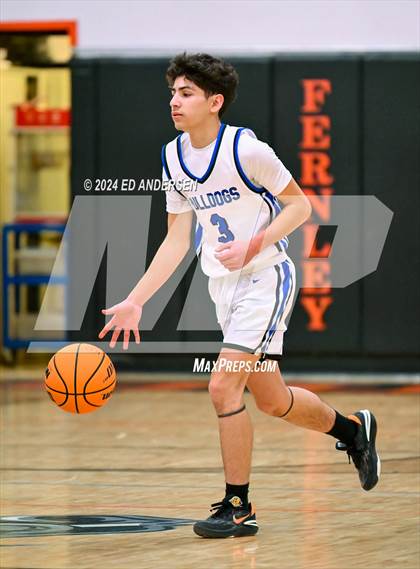 Thumbnail 1 in Smith Valley vs. Pyramid Lake (NIAA 1A West Championship) photogallery.