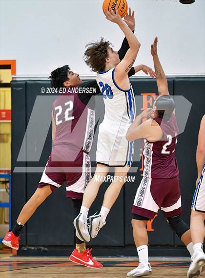 Thumbnail 3 in Smith Valley vs. Pyramid Lake (NIAA 1A West Championship) photogallery.