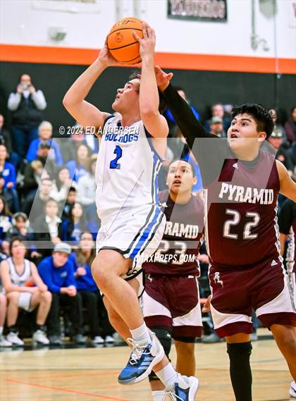 Thumbnail 2 in Smith Valley vs. Pyramid Lake (NIAA 1A West Championship) photogallery.