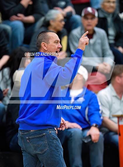 Thumbnail 2 in Smith Valley vs. Pyramid Lake (NIAA 1A West Championship) photogallery.