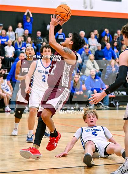 Thumbnail 3 in Smith Valley vs. Pyramid Lake (NIAA 1A West Championship) photogallery.