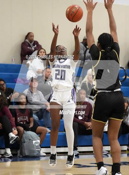 Thumbnail 1 in Crockett vs. College Station (Rattler Shootout Classic) photogallery.