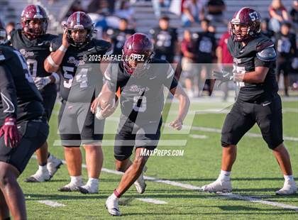 Thumbnail 1 in Heights vs. Stratford (UIL 6A D2 Football Bi-District) photogallery.