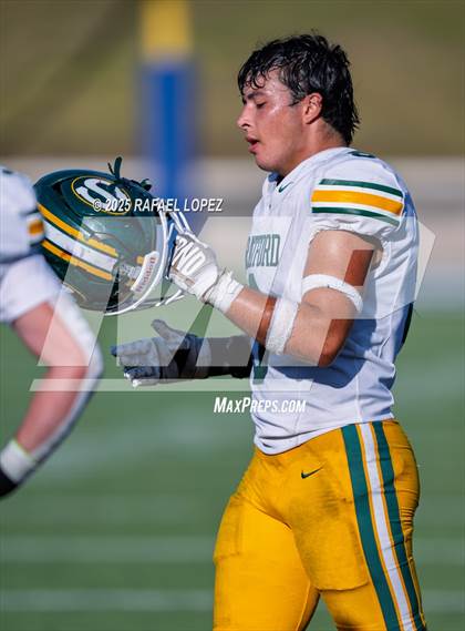 Thumbnail 1 in Heights vs. Stratford (UIL 6A D2 Football Bi-District) photogallery.