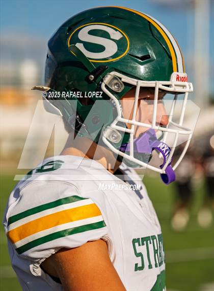 Thumbnail 3 in Heights vs. Stratford (UIL 6A D2 Football Bi-District) photogallery.