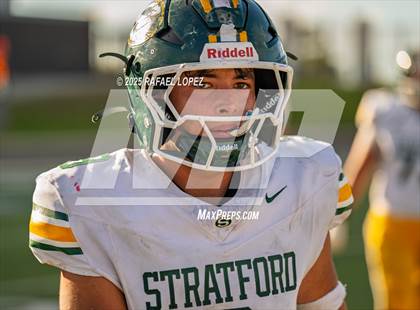 Thumbnail 3 in Heights vs. Stratford (UIL Football 6A D2 Bi-District) photogallery.