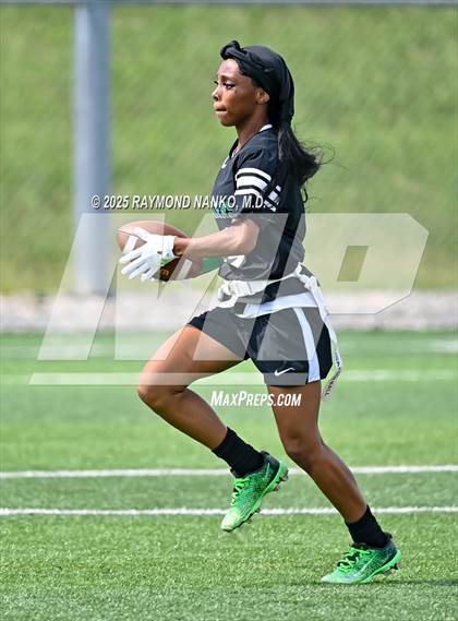 Thumbnail 2 in Fort Wayne Southside vs Ben Davis  photogallery.