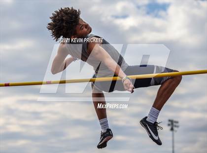 Thumbnail 2 in CHSAA Track & Field 5A Championships (Boys High Jump)  photogallery.