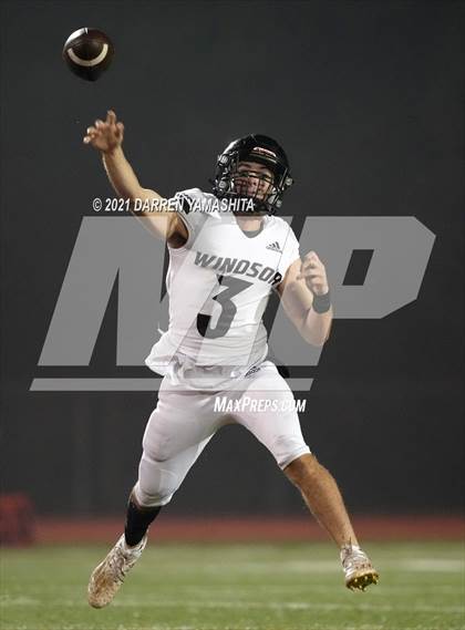 Thumbnail 2 in Windsor @ Northgate (CIF NCS D3 Quarterfinals) photogallery.