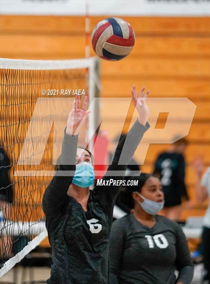 Thumbnail 3 in Monterey Trail @ Sheldon photogallery.