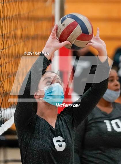 Thumbnail 2 in Monterey Trail @ Sheldon photogallery.
