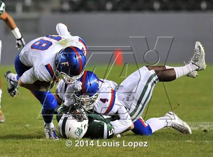 Thumbnail 1 in Folsom vs. Oceanside (CIF State DIV 1 Final) photogallery.