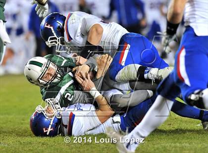 Thumbnail 1 in Folsom vs. Oceanside (CIF State DIV 1 Final) photogallery.