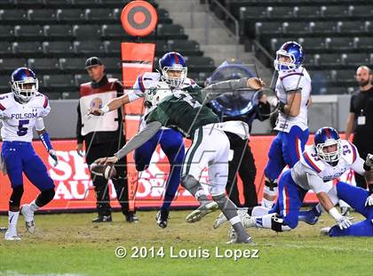 Thumbnail 2 in Folsom vs. Oceanside (CIF State DIV 1 Final) photogallery.