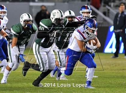 Thumbnail 2 in Folsom vs. Oceanside (CIF State DIV 1 Final) photogallery.