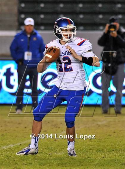 Thumbnail 1 in Folsom vs. Oceanside (CIF State DIV 1 Final) photogallery.