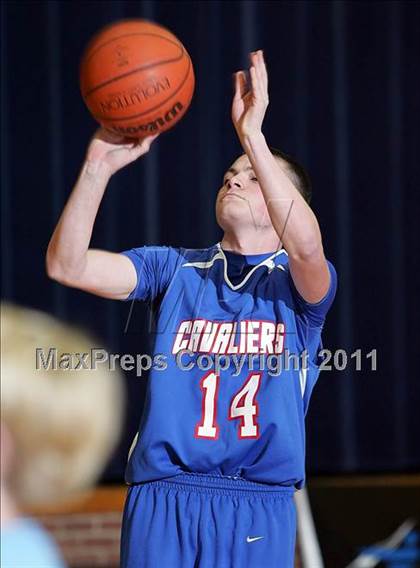 Thumbnail 2 in 9th Annual Carlinville Rotary Club Mid-Illinois All-Star Classic photogallery.