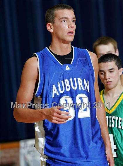 Thumbnail 3 in 9th Annual Carlinville Rotary Club Mid-Illinois All-Star Classic photogallery.