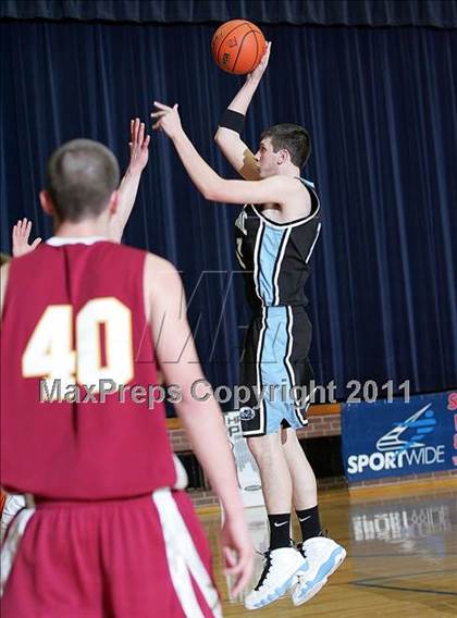 Thumbnail 2 in 9th Annual Carlinville Rotary Club Mid-Illinois All-Star Classic photogallery.