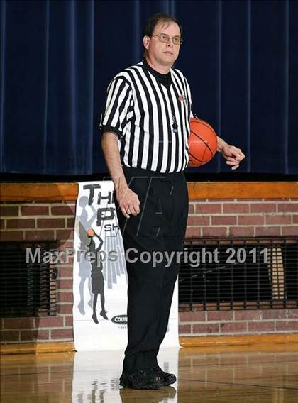 Thumbnail 1 in 9th Annual Carlinville Rotary Club Mid-Illinois All-Star Classic photogallery.