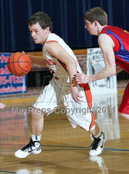 Thumbnail 2 in 9th Annual Carlinville Rotary Club Mid-Illinois All-Star Classic photogallery.