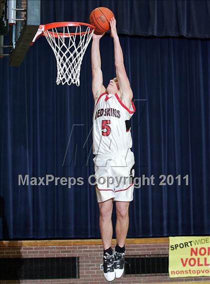 Thumbnail 3 in 9th Annual Carlinville Rotary Club Mid-Illinois All-Star Classic photogallery.