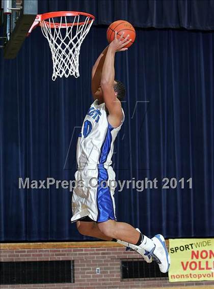 Thumbnail 1 in 9th Annual Carlinville Rotary Club Mid-Illinois All-Star Classic photogallery.