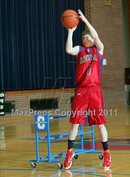 Thumbnail 3 in 9th Annual Carlinville Rotary Club Mid-Illinois All-Star Classic photogallery.