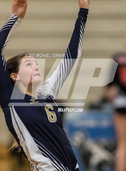 Thumbnail 3 in Del Norte vs Anderson (Battle for the North State Tournament) photogallery.