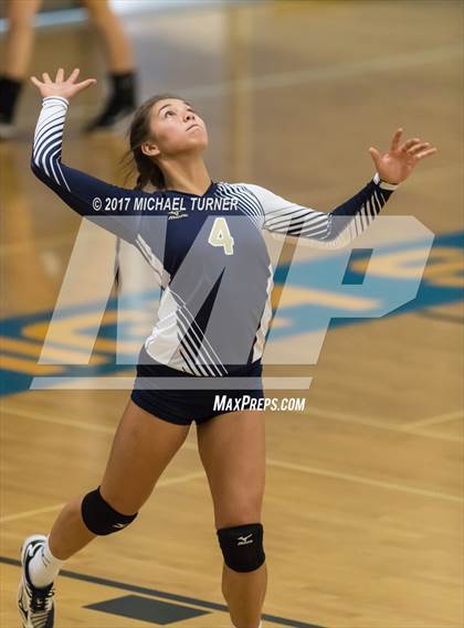Thumbnail 3 in Del Norte vs Anderson (Battle for the North State Tournament) photogallery.