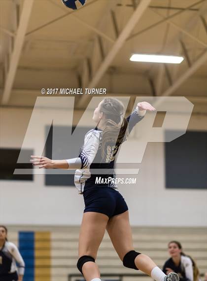 Thumbnail 3 in Del Norte vs Anderson (Battle for the North State Tournament) photogallery.