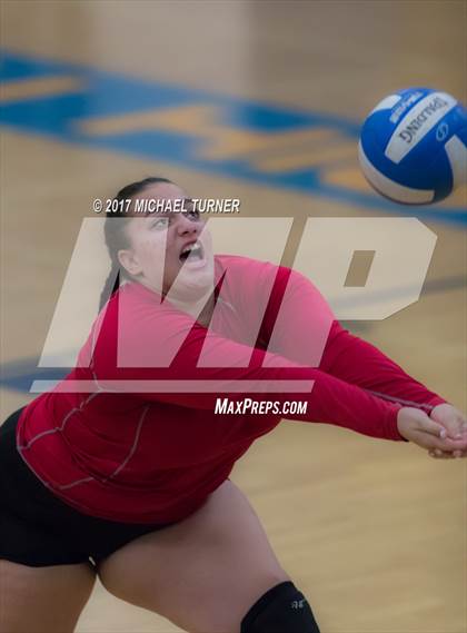 Thumbnail 3 in Del Norte vs Anderson (Battle for the North State Tournament) photogallery.