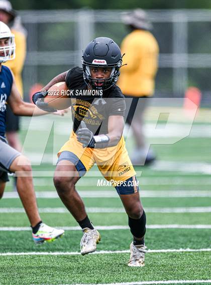 Thumbnail 3 in Montgomery Central vs Lee County (Montgomery Central 1st Annual 7 on 7 Air Raid Classic) photogallery.