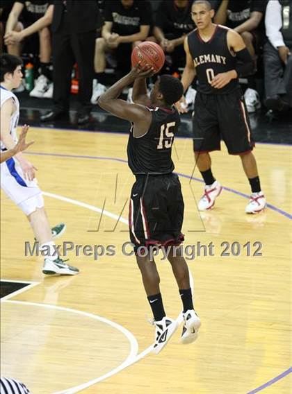 Thumbnail 1 in Alemany vs. Sacred Heart Cathedral (CIF State D3 Final) photogallery.