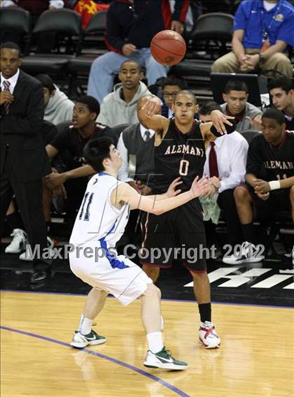 Thumbnail 3 in Alemany vs. Sacred Heart Cathedral (CIF State D3 Final) photogallery.