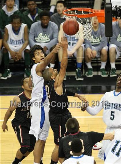 Thumbnail 1 in Alemany vs. Sacred Heart Cathedral (CIF State D3 Final) photogallery.
