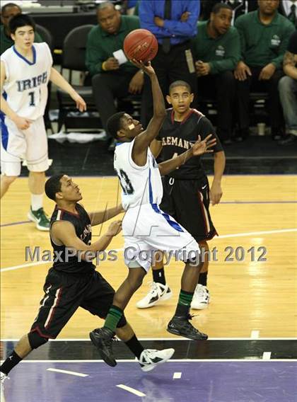 Thumbnail 1 in Alemany vs. Sacred Heart Cathedral (CIF State D3 Final) photogallery.