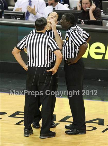Thumbnail 1 in Alemany vs. Sacred Heart Cathedral (CIF State D3 Final) photogallery.