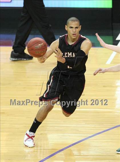 Thumbnail 2 in Alemany vs. Sacred Heart Cathedral (CIF State D3 Final) photogallery.