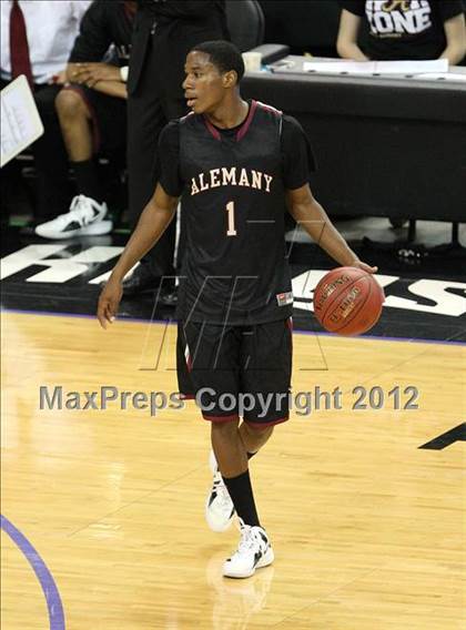 Thumbnail 2 in Alemany vs. Sacred Heart Cathedral (CIF State D3 Final) photogallery.
