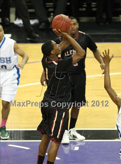 Thumbnail 1 in Alemany vs. Sacred Heart Cathedral (CIF State D3 Final) photogallery.