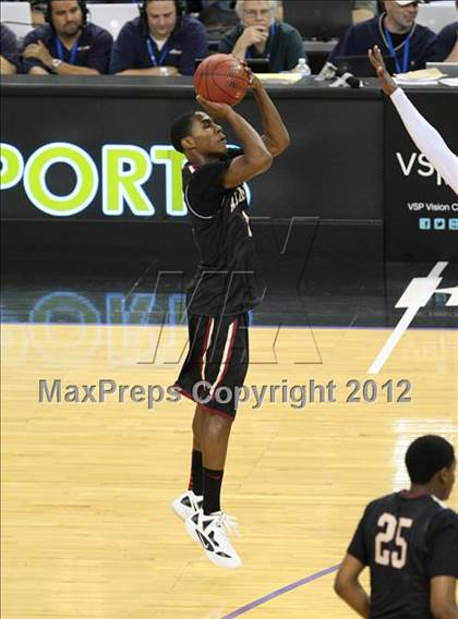Thumbnail 3 in Alemany vs. Sacred Heart Cathedral (CIF State D3 Final) photogallery.