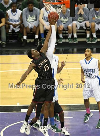 Thumbnail 2 in Alemany vs. Sacred Heart Cathedral (CIF State D3 Final) photogallery.