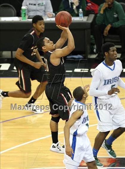 Thumbnail 3 in Alemany vs. Sacred Heart Cathedral (CIF State D3 Final) photogallery.