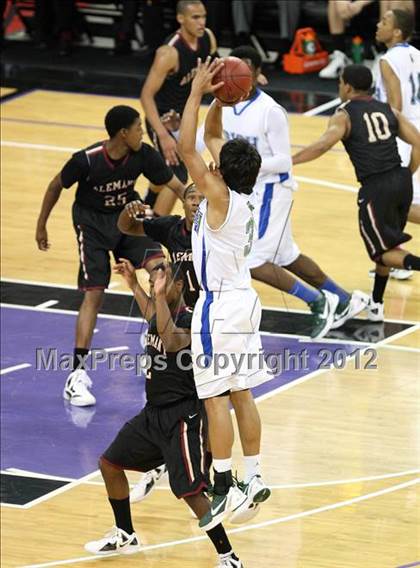 Thumbnail 1 in Alemany vs. Sacred Heart Cathedral (CIF State D3 Final) photogallery.