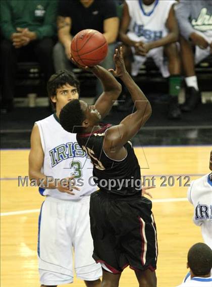 Thumbnail 1 in Alemany vs. Sacred Heart Cathedral (CIF State D3 Final) photogallery.