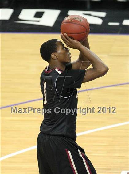 Thumbnail 1 in Alemany vs. Sacred Heart Cathedral (CIF State D3 Final) photogallery.