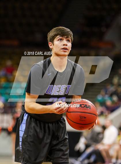 Thumbnail 2 in Pueblo West vs. Lewis-Palmer (CHSAA 4A Final Four) photogallery.